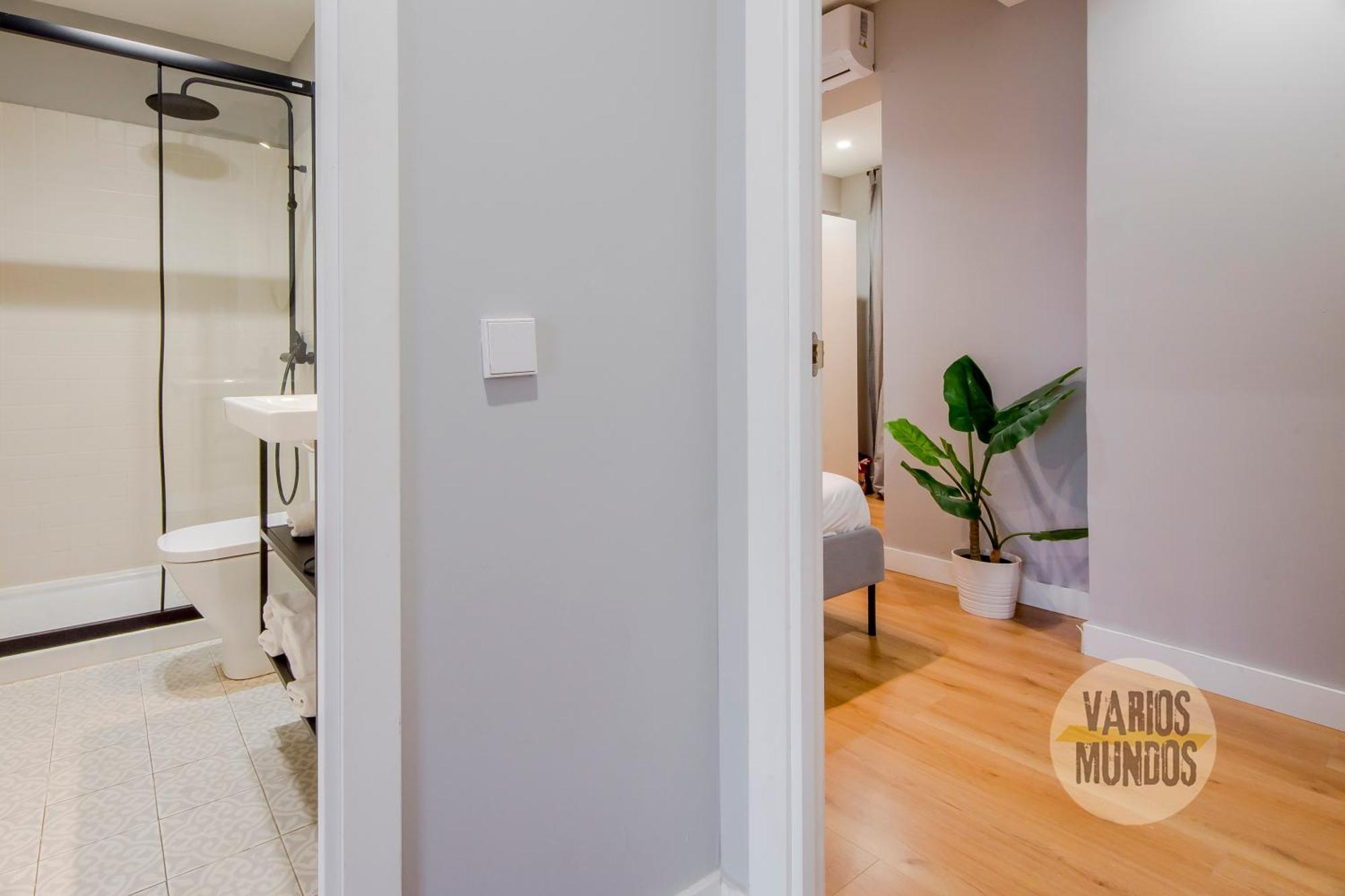 Modern Apt & Cool Interior Design A 20 Metros Del Retiro E1 Madryt Zewnętrze zdjęcie