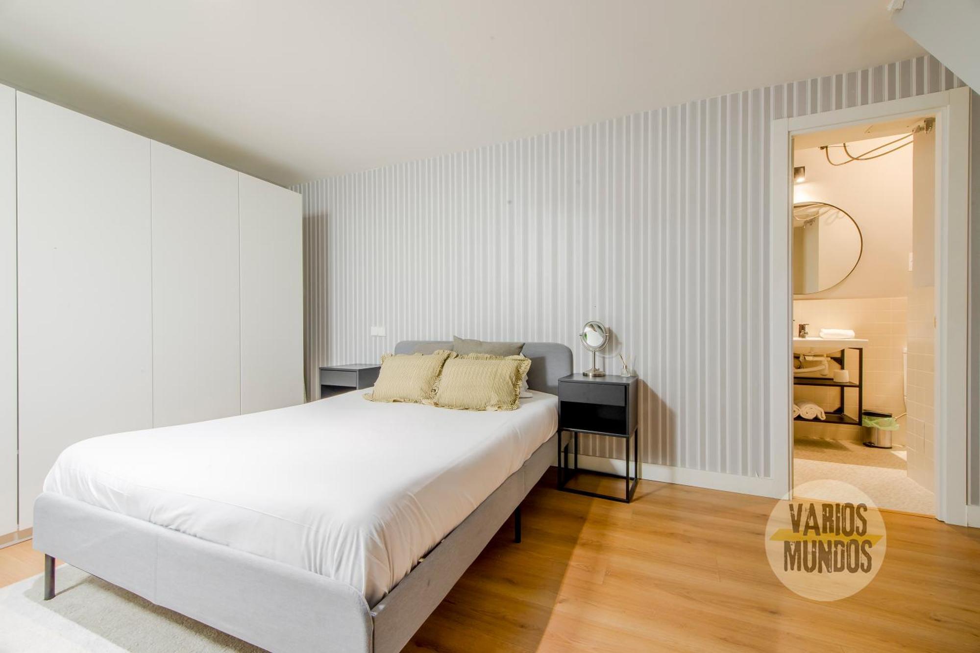Modern Apt & Cool Interior Design A 20 Metros Del Retiro E1 Madryt Zewnętrze zdjęcie