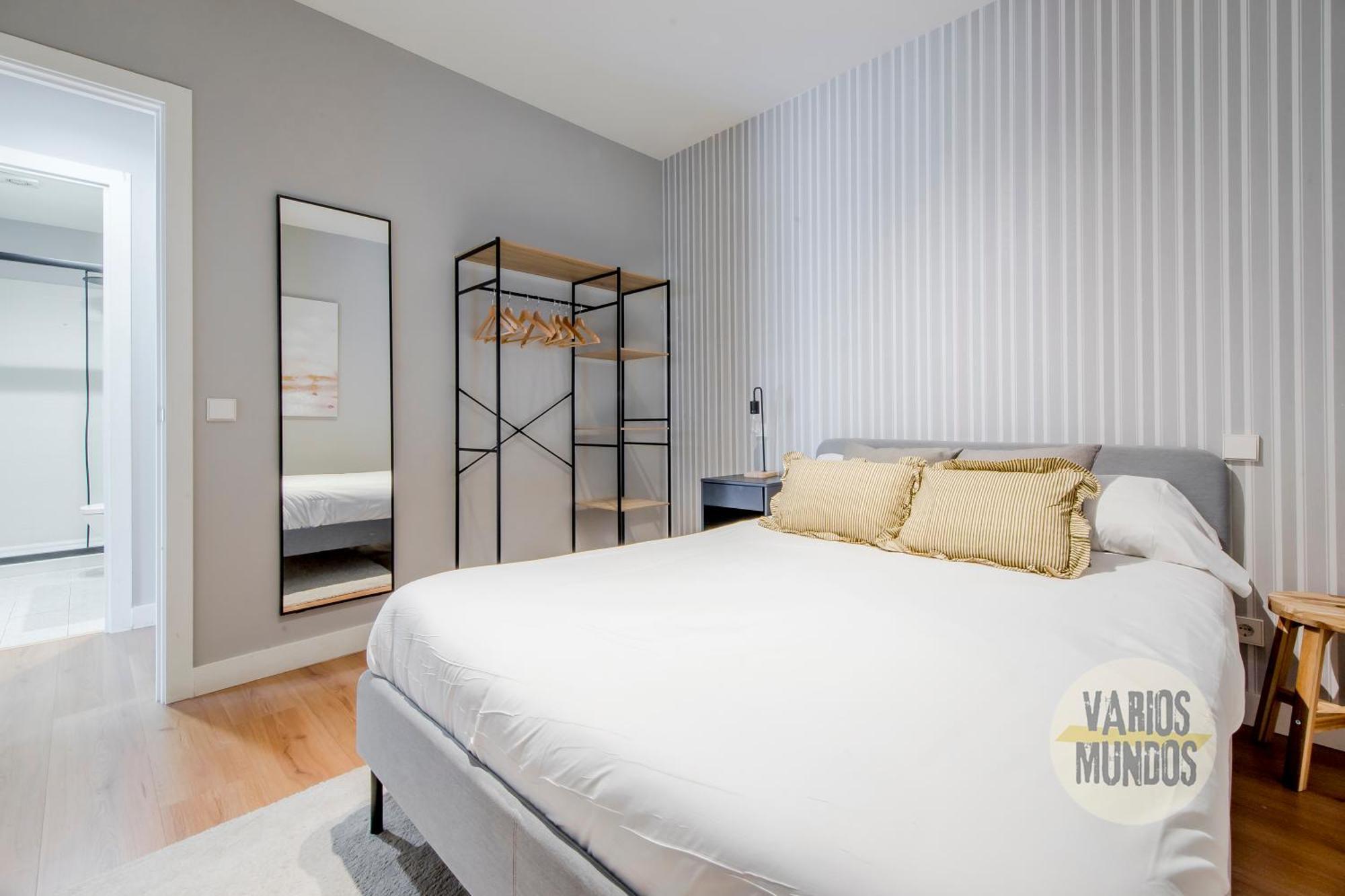 Modern Apt & Cool Interior Design A 20 Metros Del Retiro E1 Madryt Zewnętrze zdjęcie