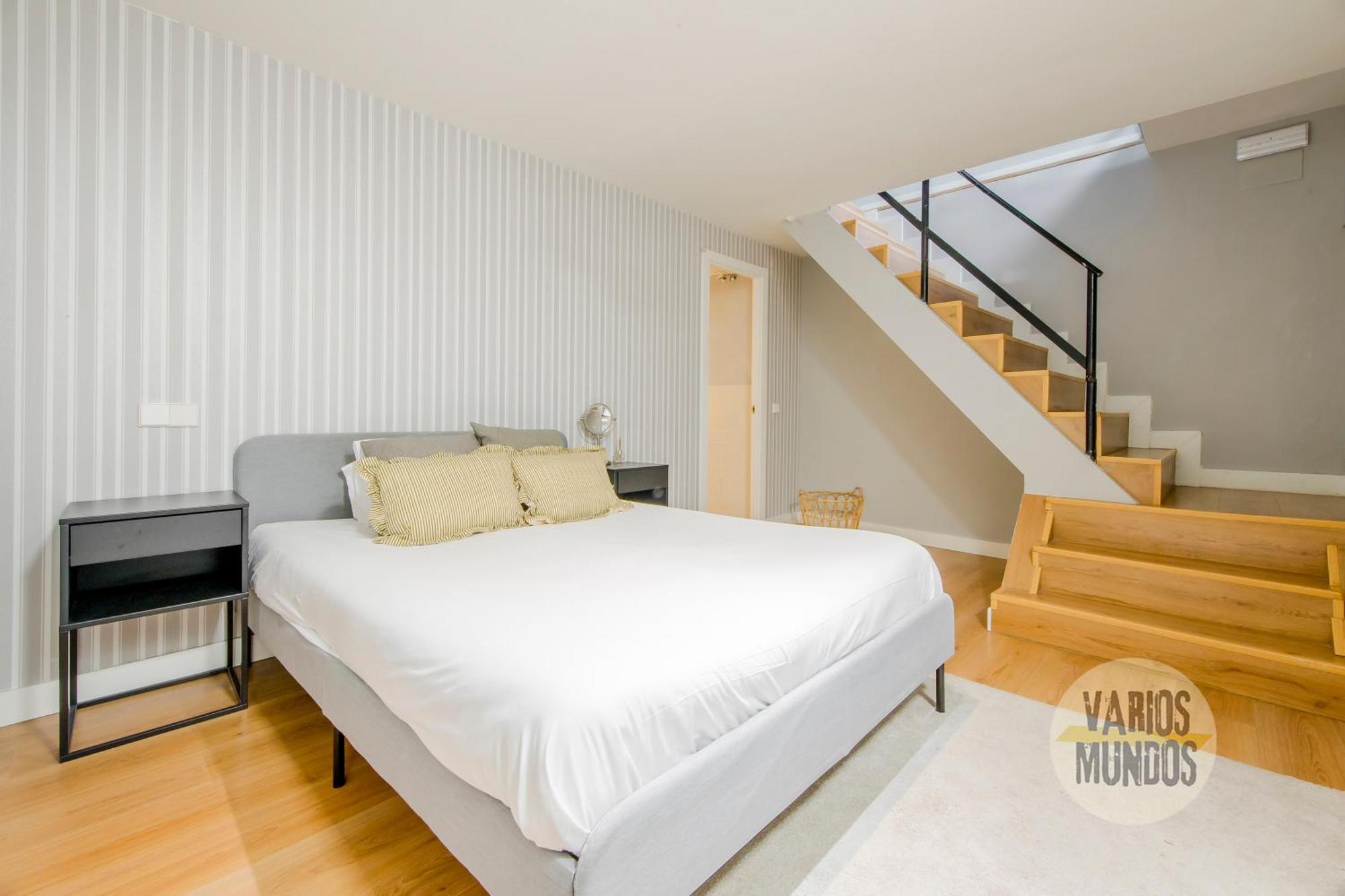 Modern Apt & Cool Interior Design A 20 Metros Del Retiro E1 Madryt Zewnętrze zdjęcie