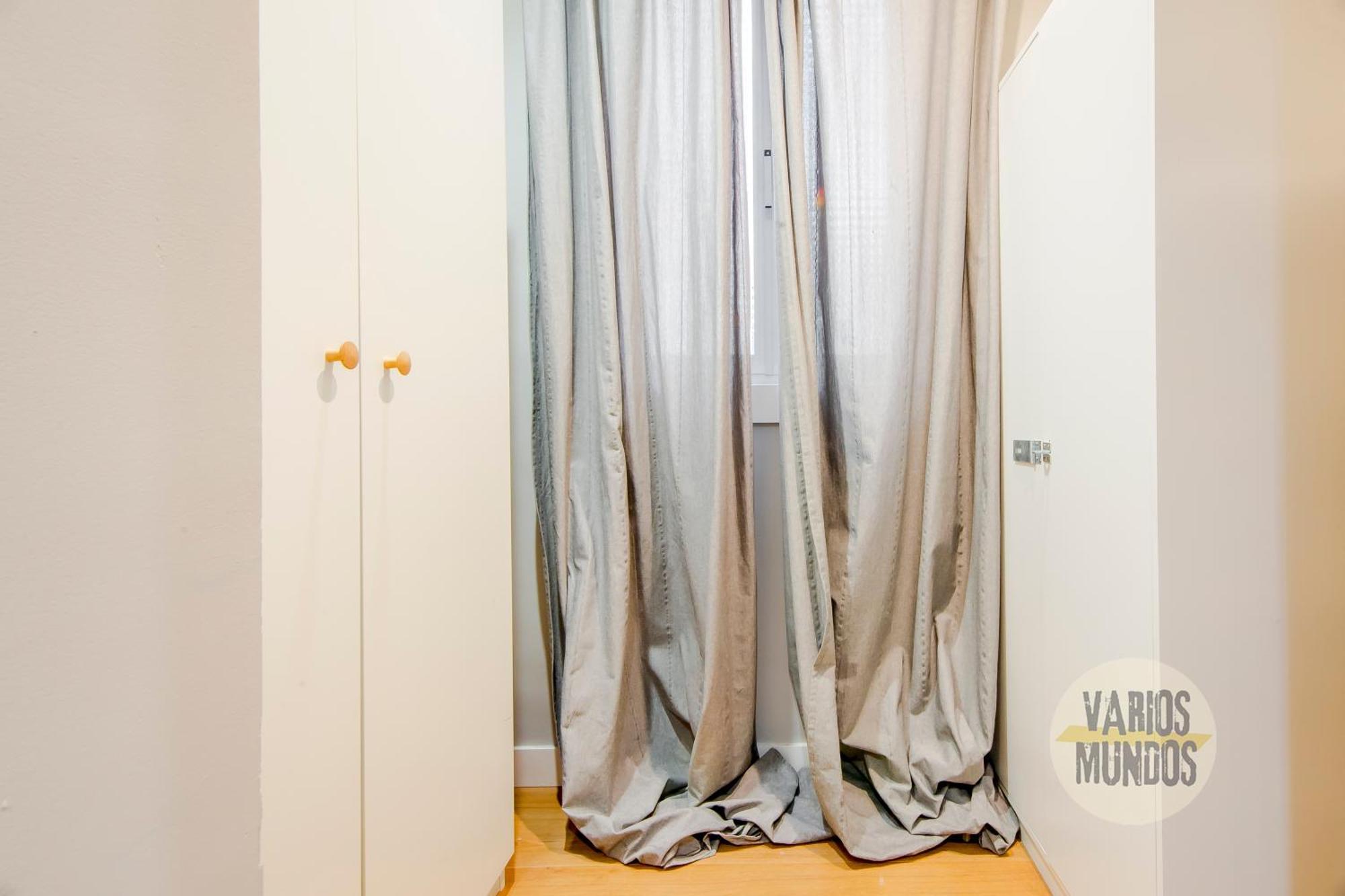 Modern Apt & Cool Interior Design A 20 Metros Del Retiro E1 Madryt Zewnętrze zdjęcie