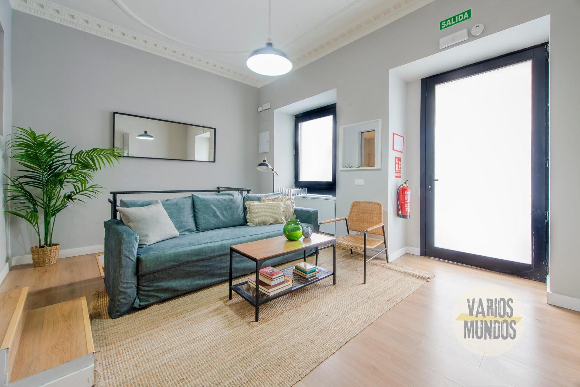 Modern Apt & Cool Interior Design A 20 Metros Del Retiro E1 Madryt Zewnętrze zdjęcie